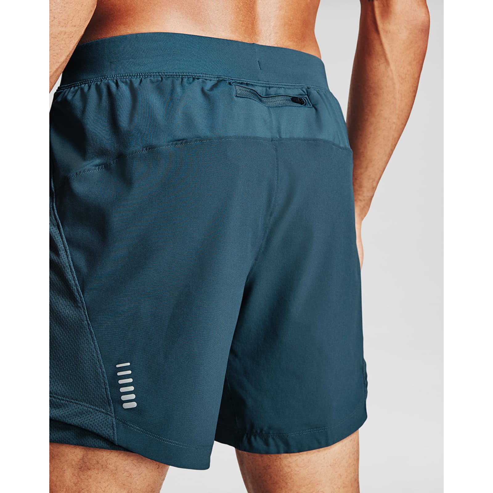 Kratke hlače Under Armour Qualifier Speedpocket 7'' Shorts Blue
