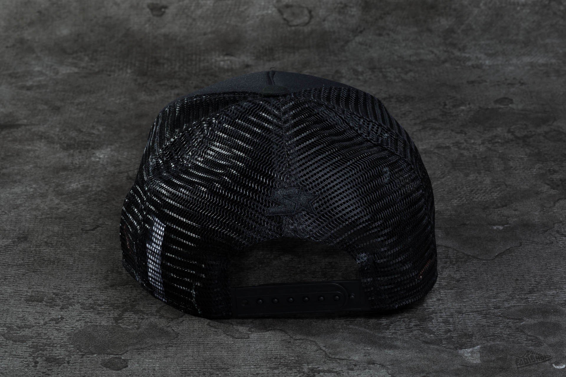 Sapkák Carhartt WIP State Trucker Cap Black/White