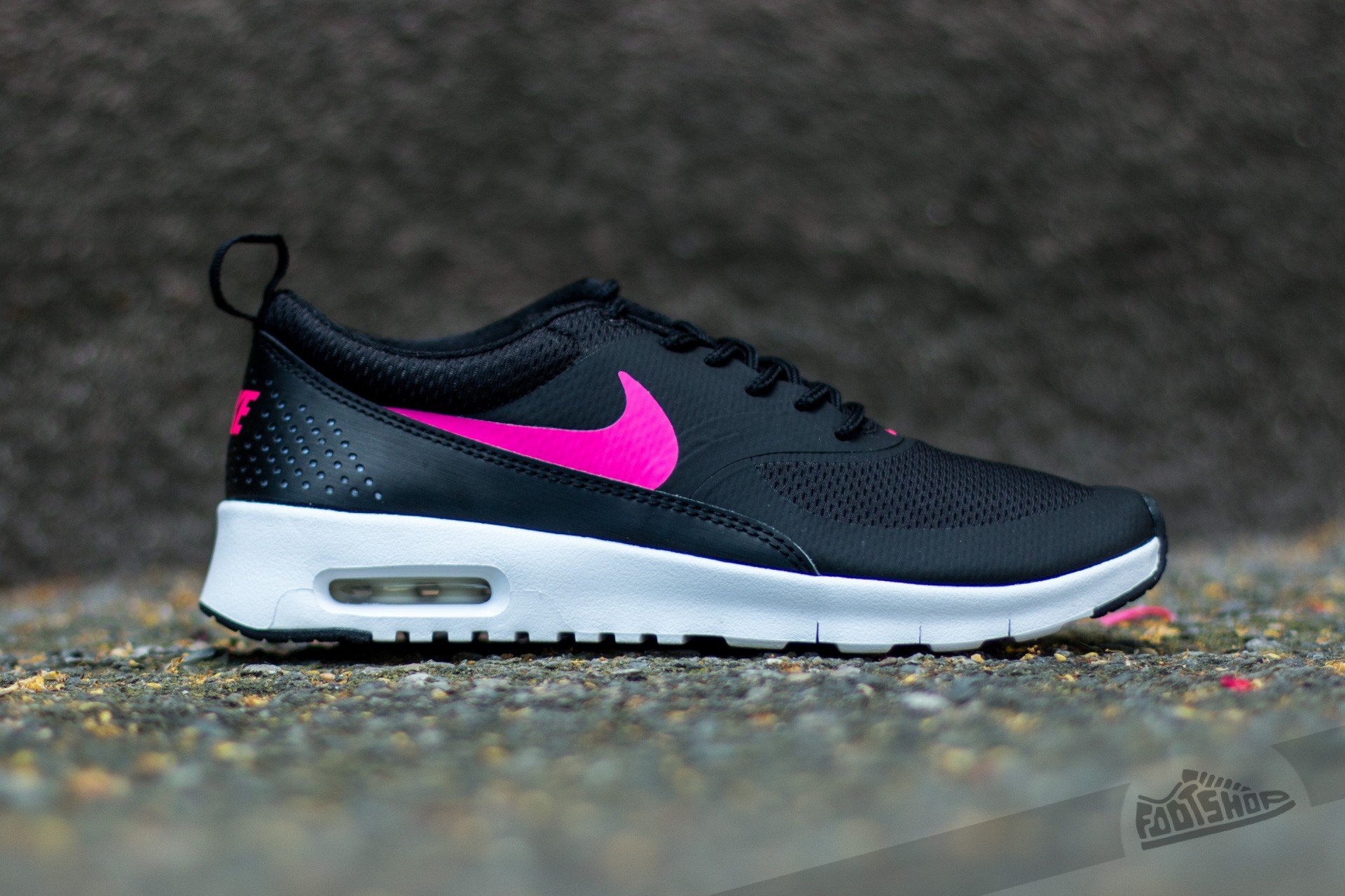 Buty damskie Nike Air Max Thea (GS) Black/ Hyper Pink-White 