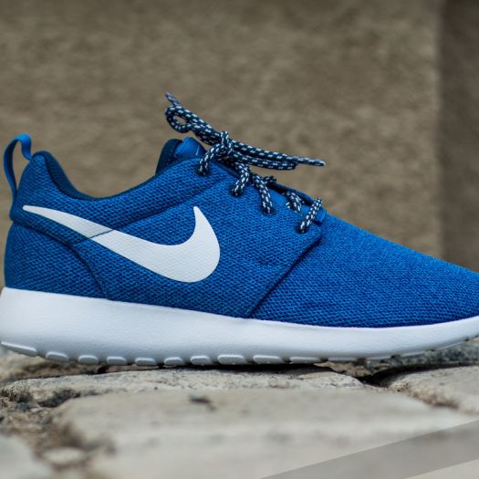 Blue and white best sale roshes