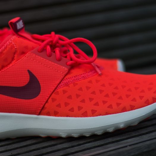 Nike womens best sale juvenate - red/sail