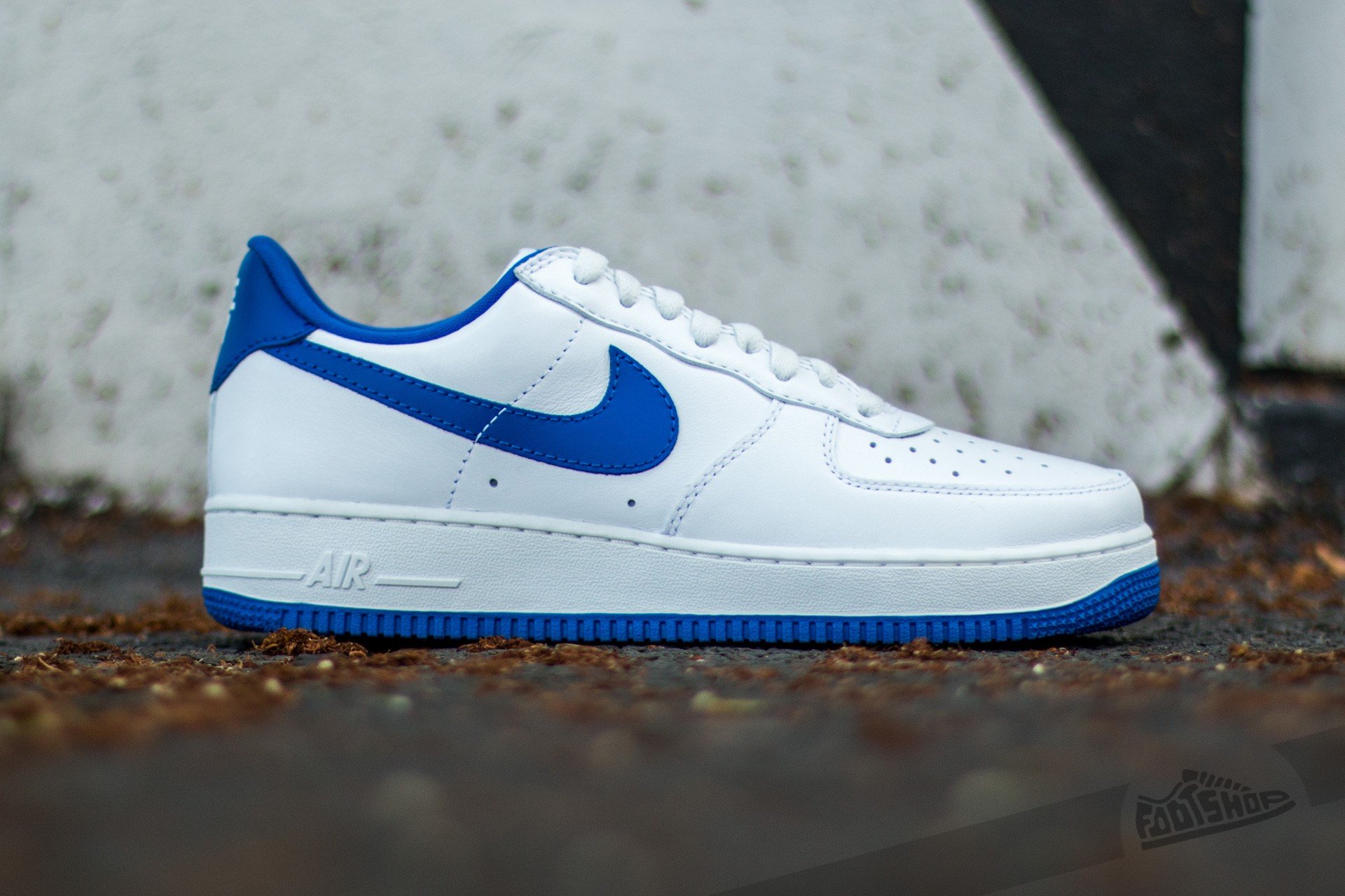 Férfi cipők Nike Air Force 1 Low Retro Summit White/ Game Royal