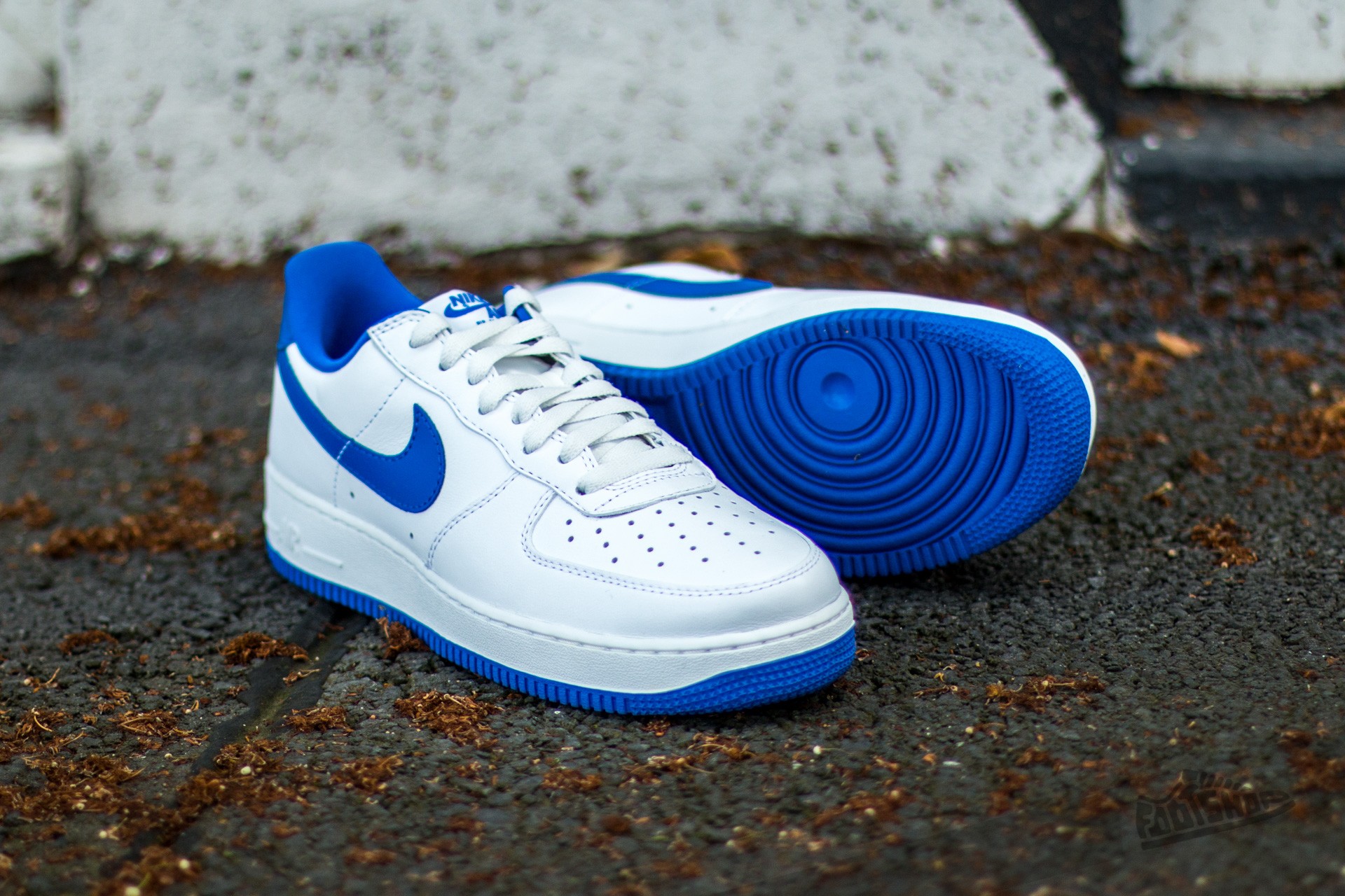 Férfi cipők Nike Air Force 1 Low Retro Summit White/ Game Royal
