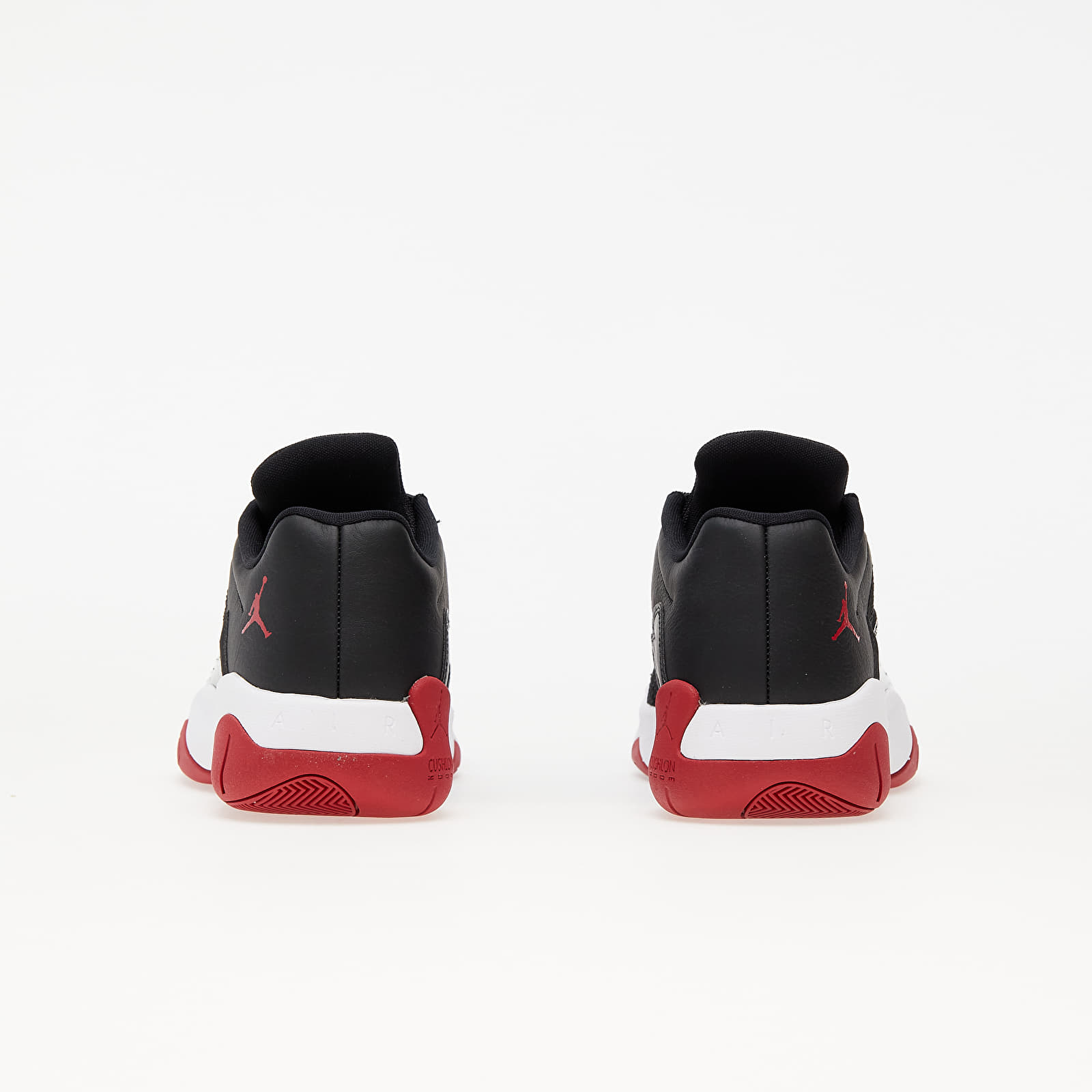 Férfi cipők Air Jordan 11 CMFT Low Black/ White-Gym Red