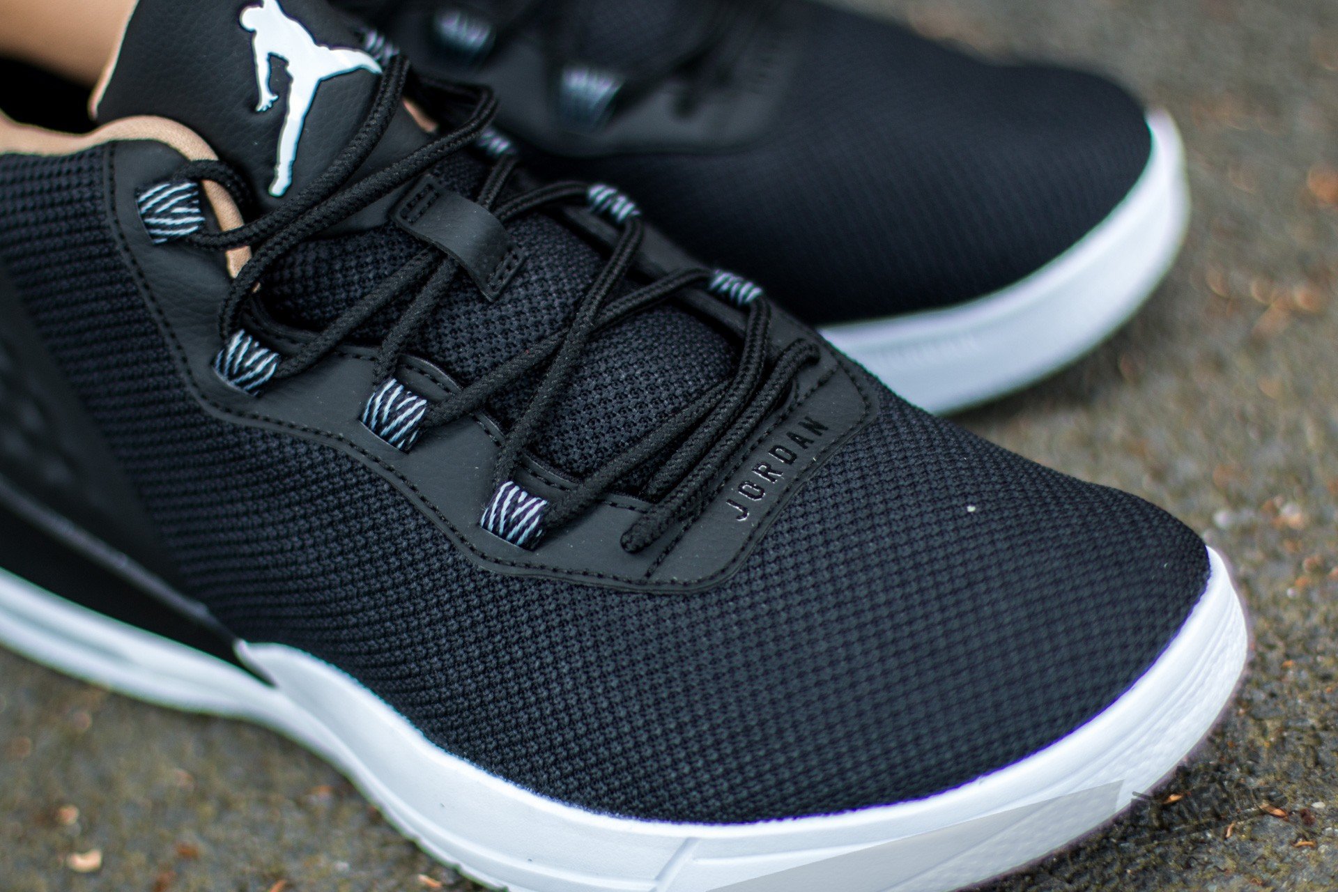 Zapatillas Hombre Jordan Academy Black/ White-Cool Grey-Vachetta Tan