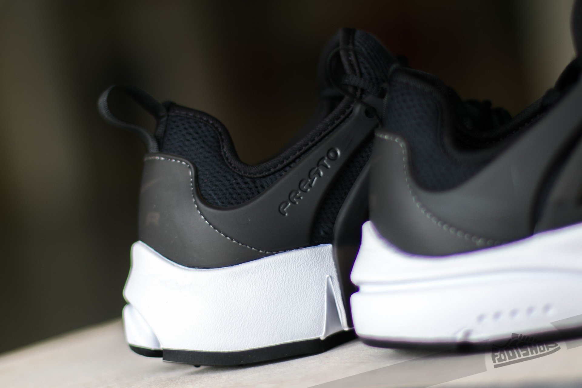 Women's shoes Nike W Air Presto Black/ Black- White