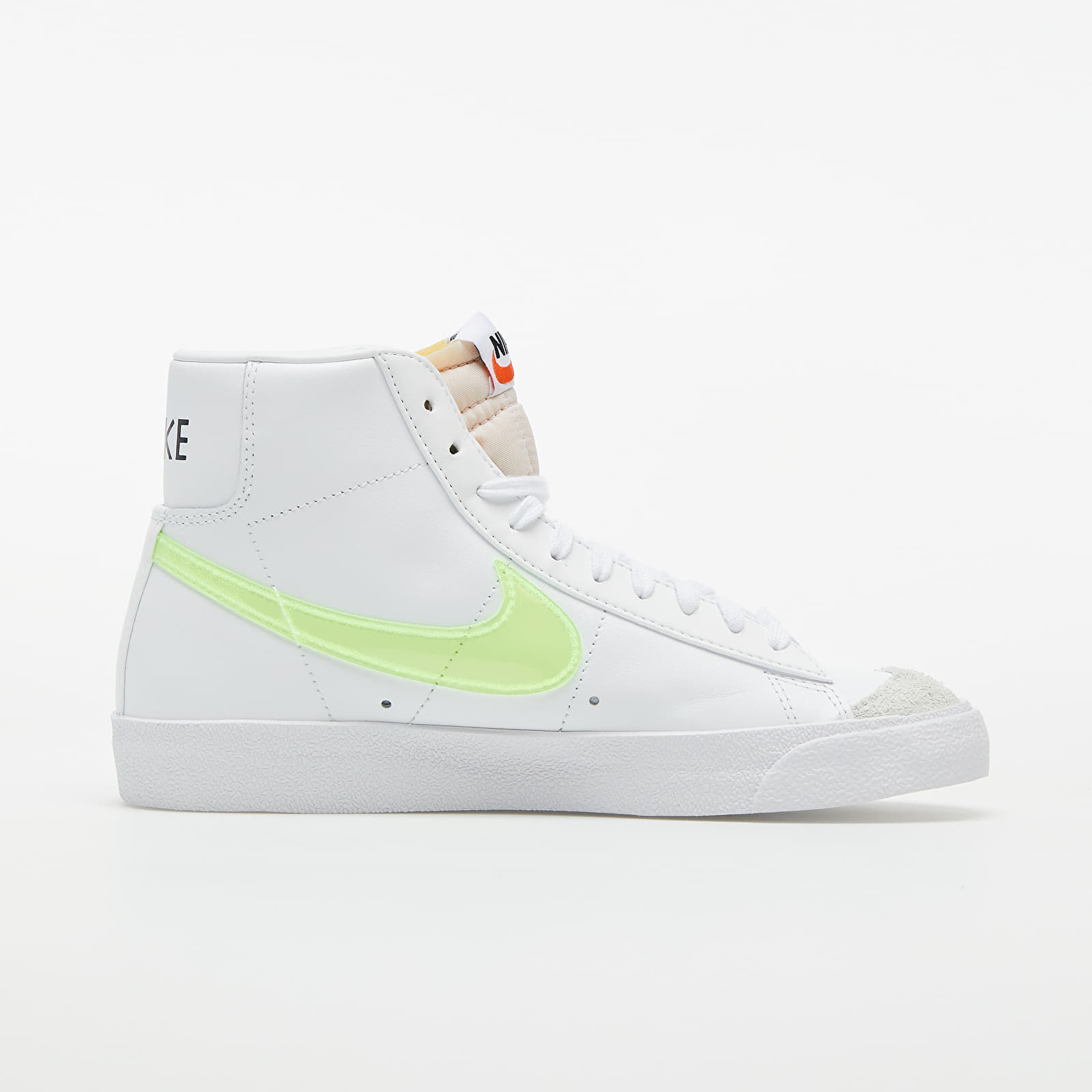 Zapatillas mujer Nike W Blazer Mid '77 Essential White/ Volt-Orange-Black