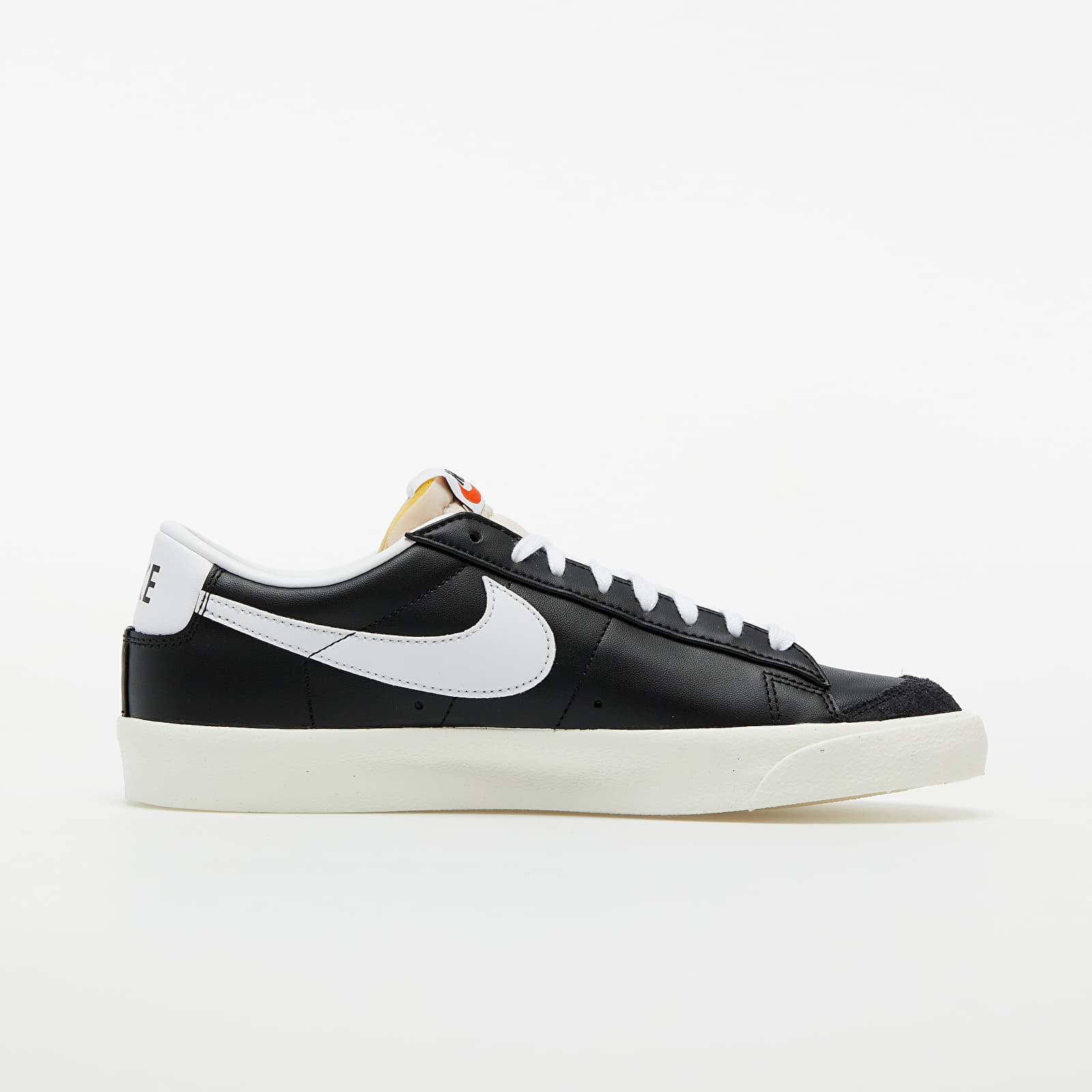 Men s shoes Nike Blazer Low 77 Vintage Black White Sail Black Footshop