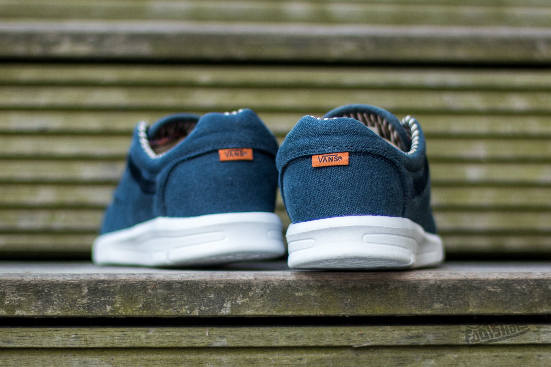 Dámské tenisky a boty Vans Iso 1.5 + Waxed C&L Dress Blues/ White