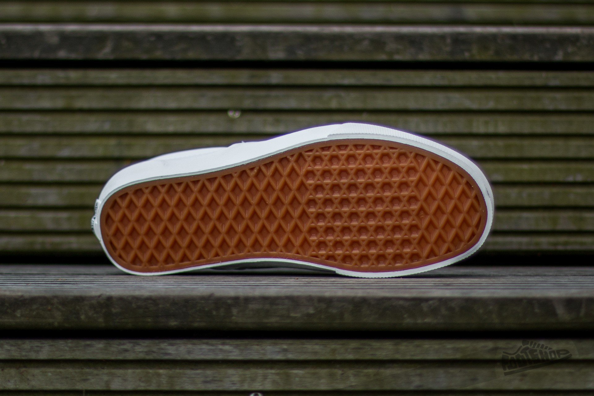 Naiste jalatsid Vans Classic Slip-On (Cut Out Geo) True White
