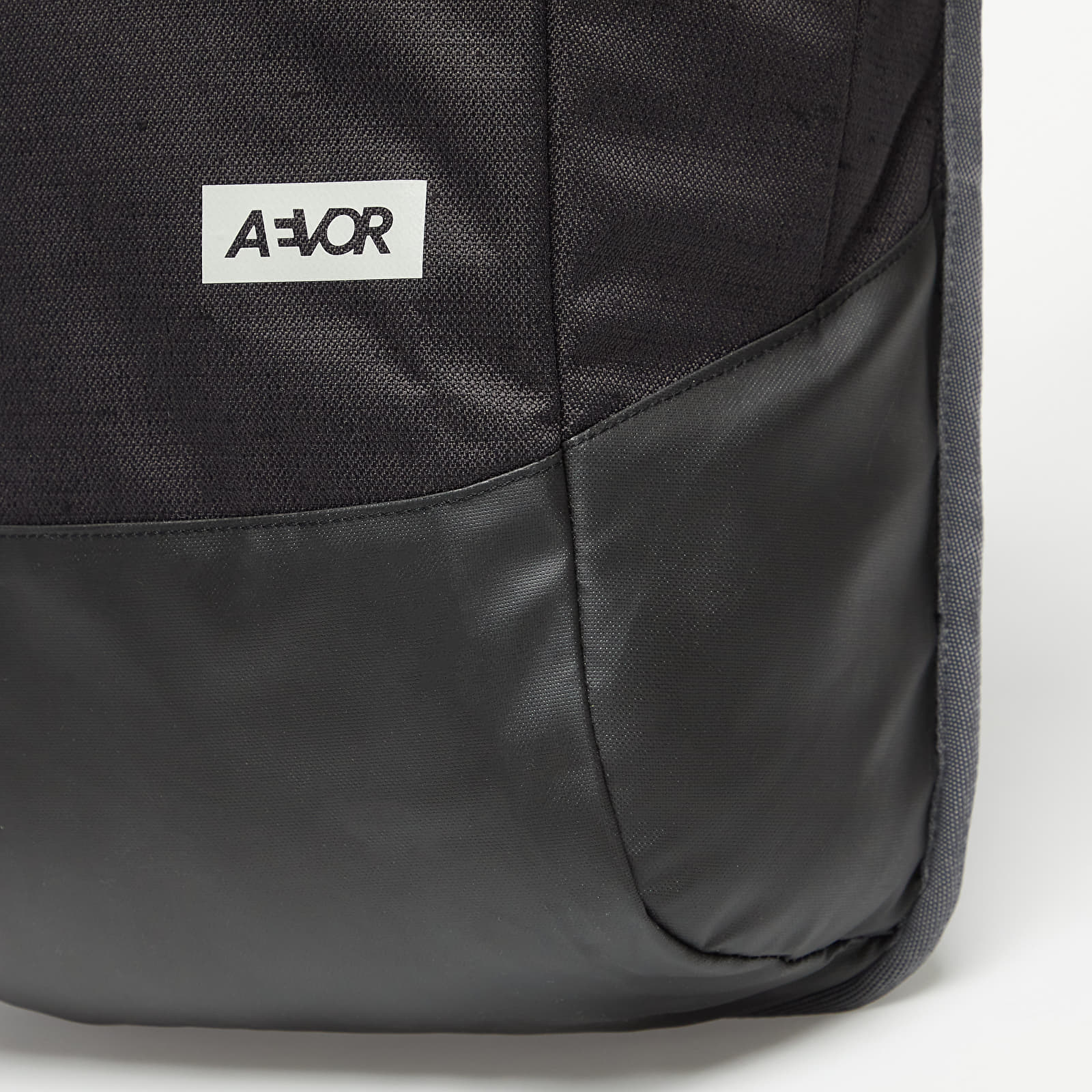 Mugursomas AEVOR Daypack Backpack Bichrome Night