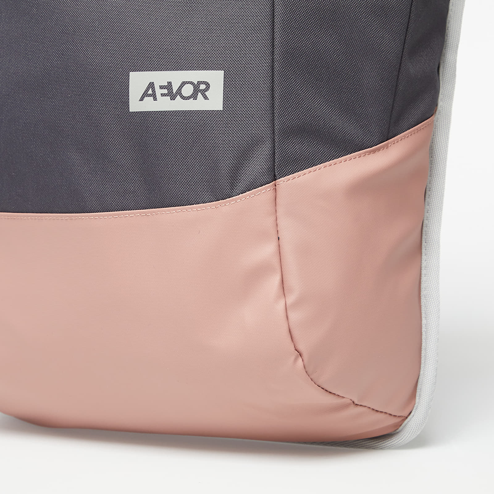 Rucsacuri AEVOR Daypack Backpack Chilled Rose