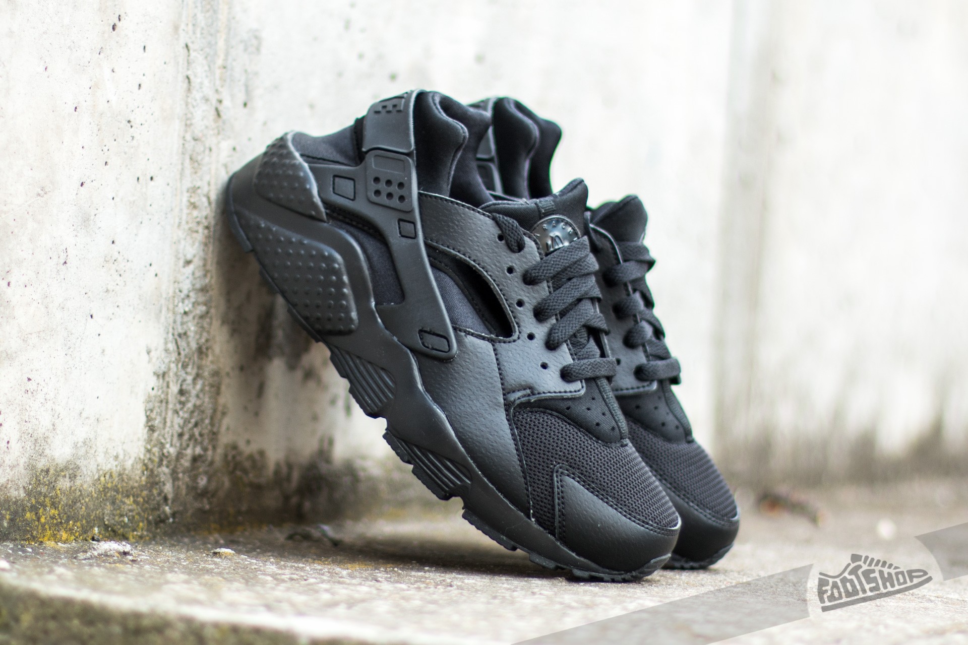 Női cipők Nike Huarache Run (GS) Black/ Black-Black