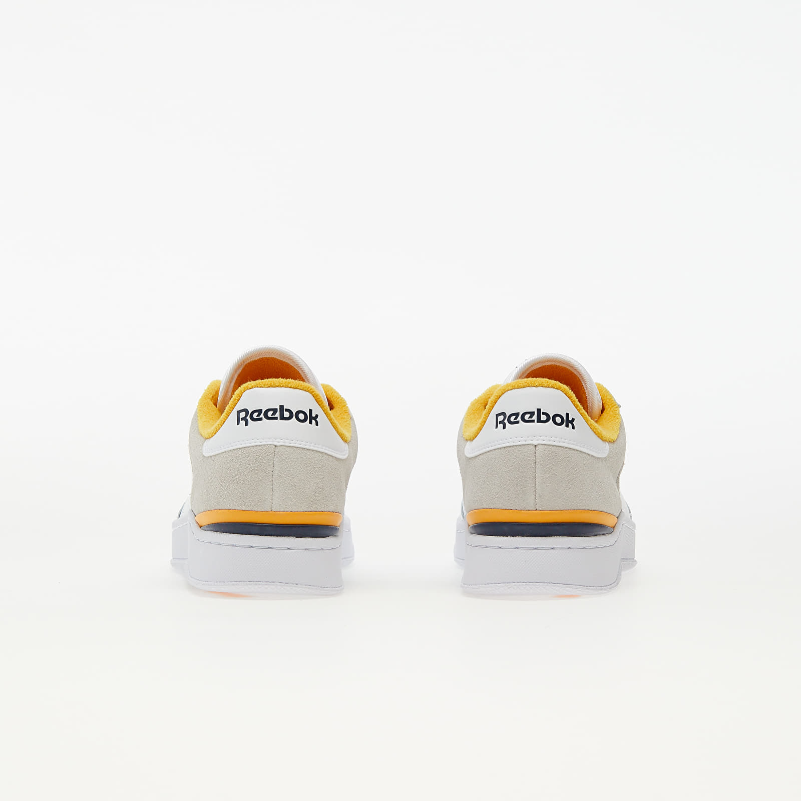 Herren Sneaker und Schuhe Reebok AD Court Ftw White/ Vector Navy/ Semi Solar Gold