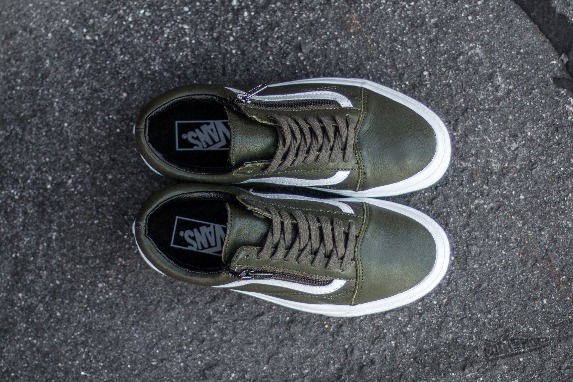 Scarpe uomo Vans Old Skool Zip (Antique Leather) Ivy Green