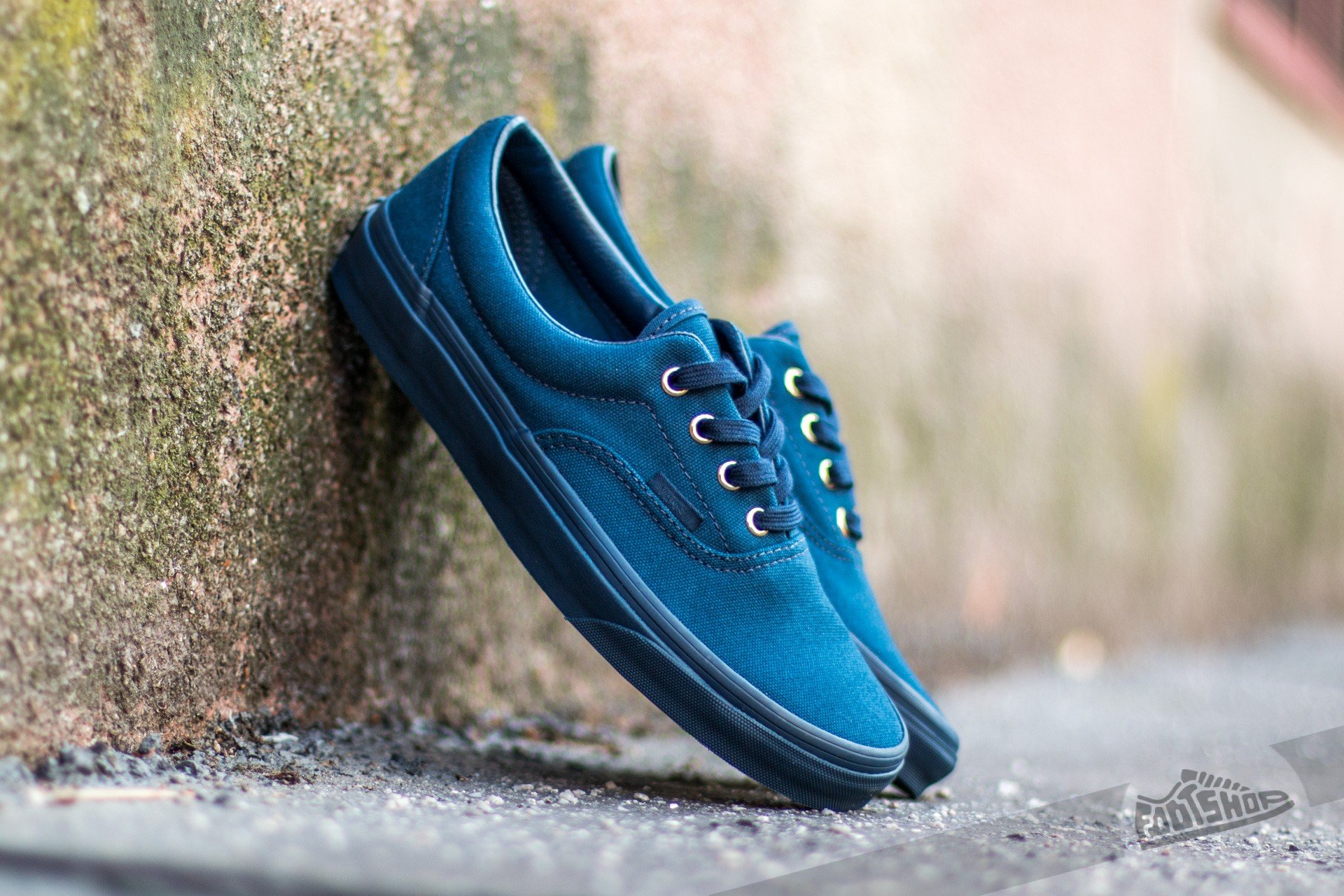 Gold and blue vans top