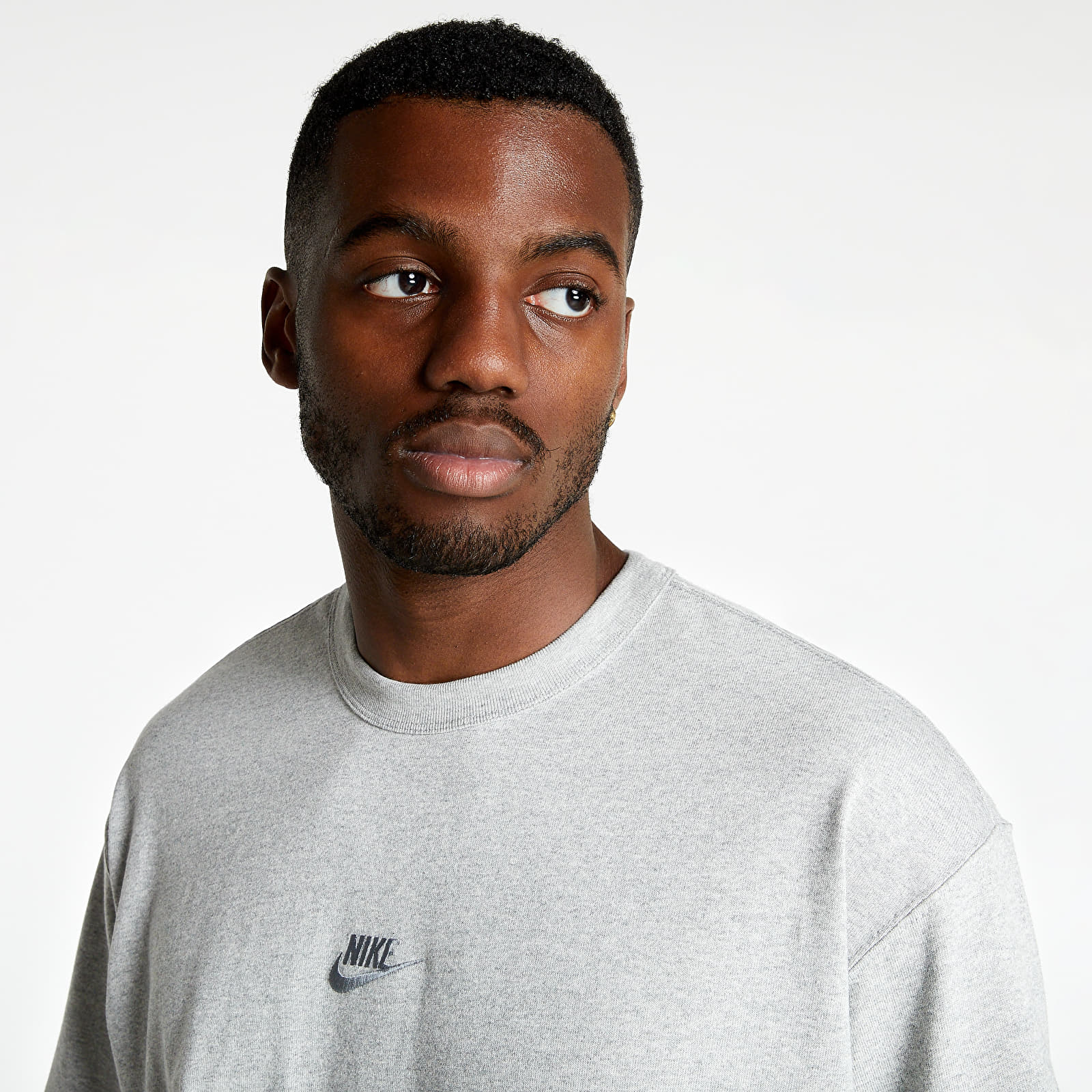 Camisetas Nike Sportswear Tee Premium Essential DK Grey Heather