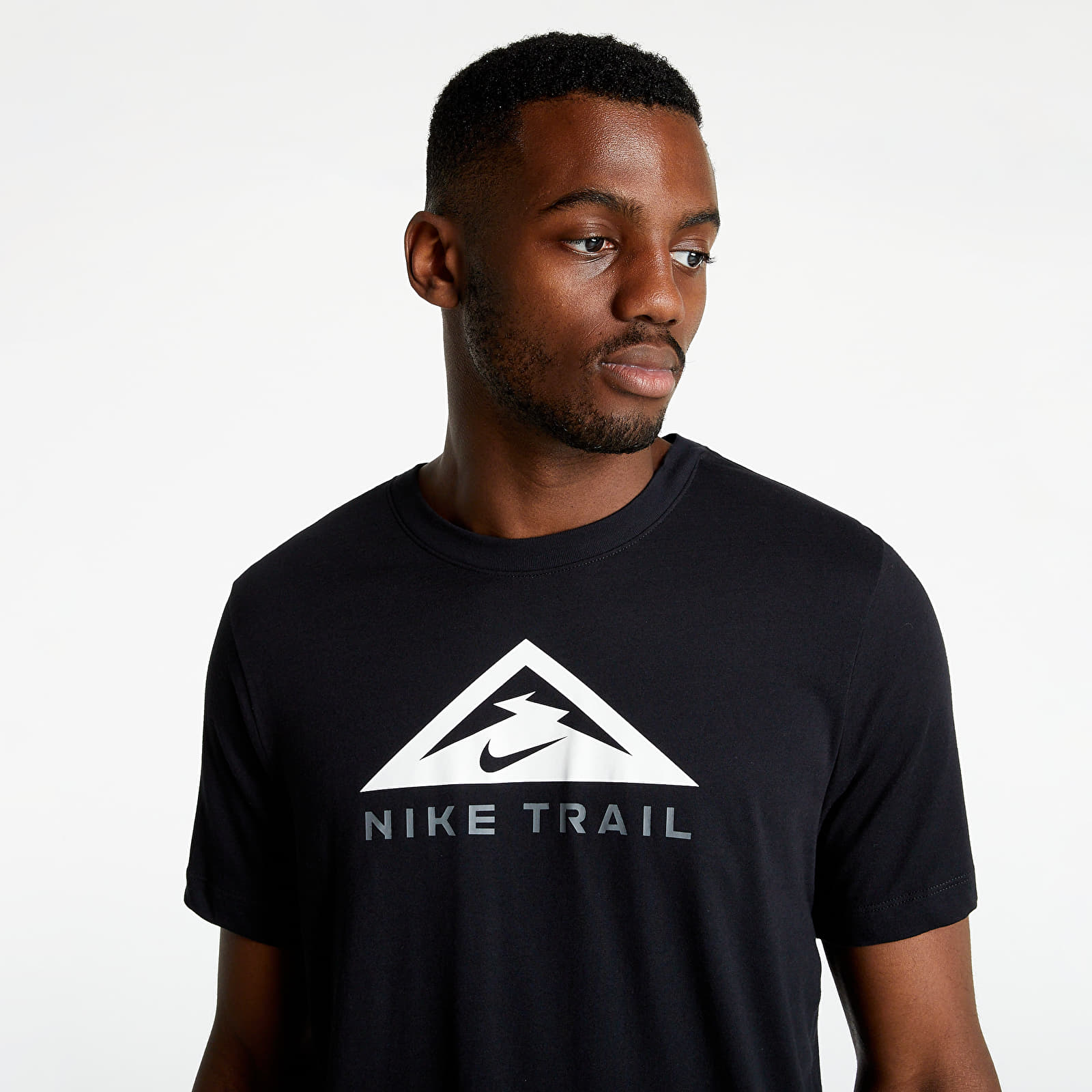 Short Sleeve T-shirts Nike Dri-Fit Short Sleeved Tee Trail Black