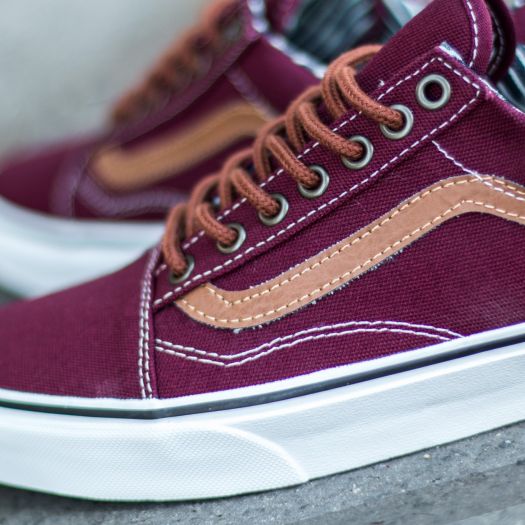 Old skool vans red stripe sales