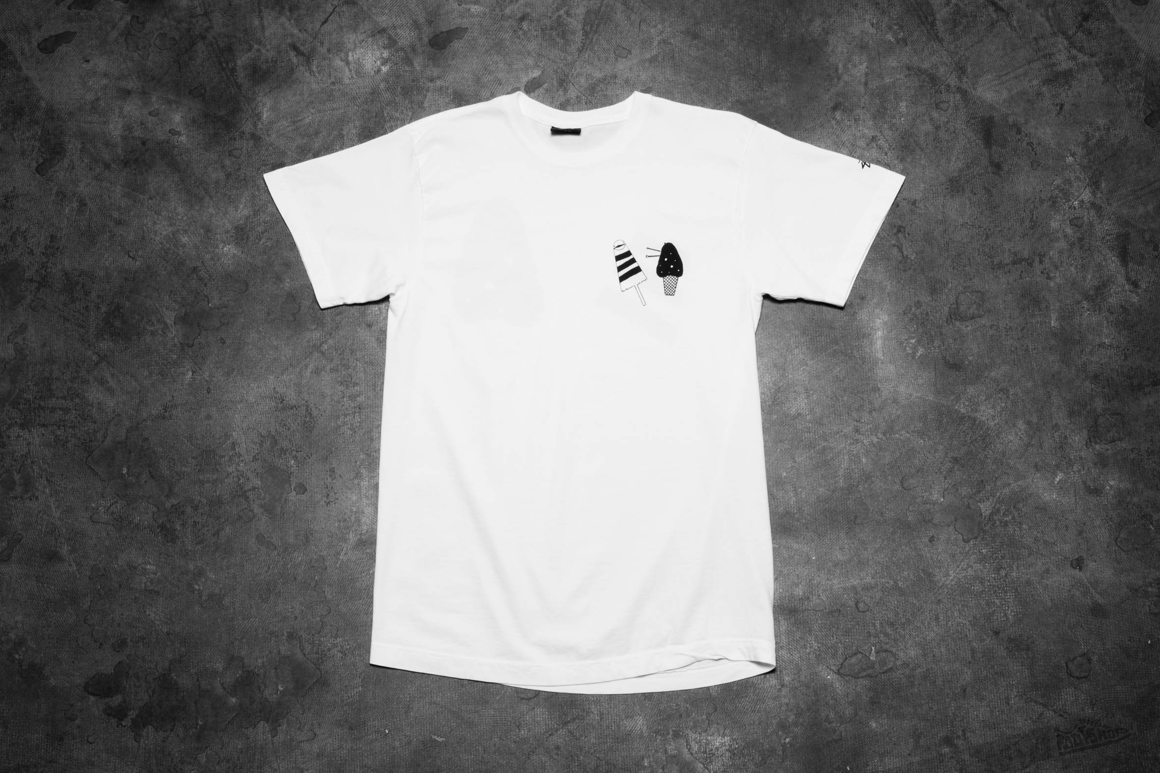 Stussy Tomoo Dancer Tee 白 XL ステューシー Tシャツ Stussy Tomoo