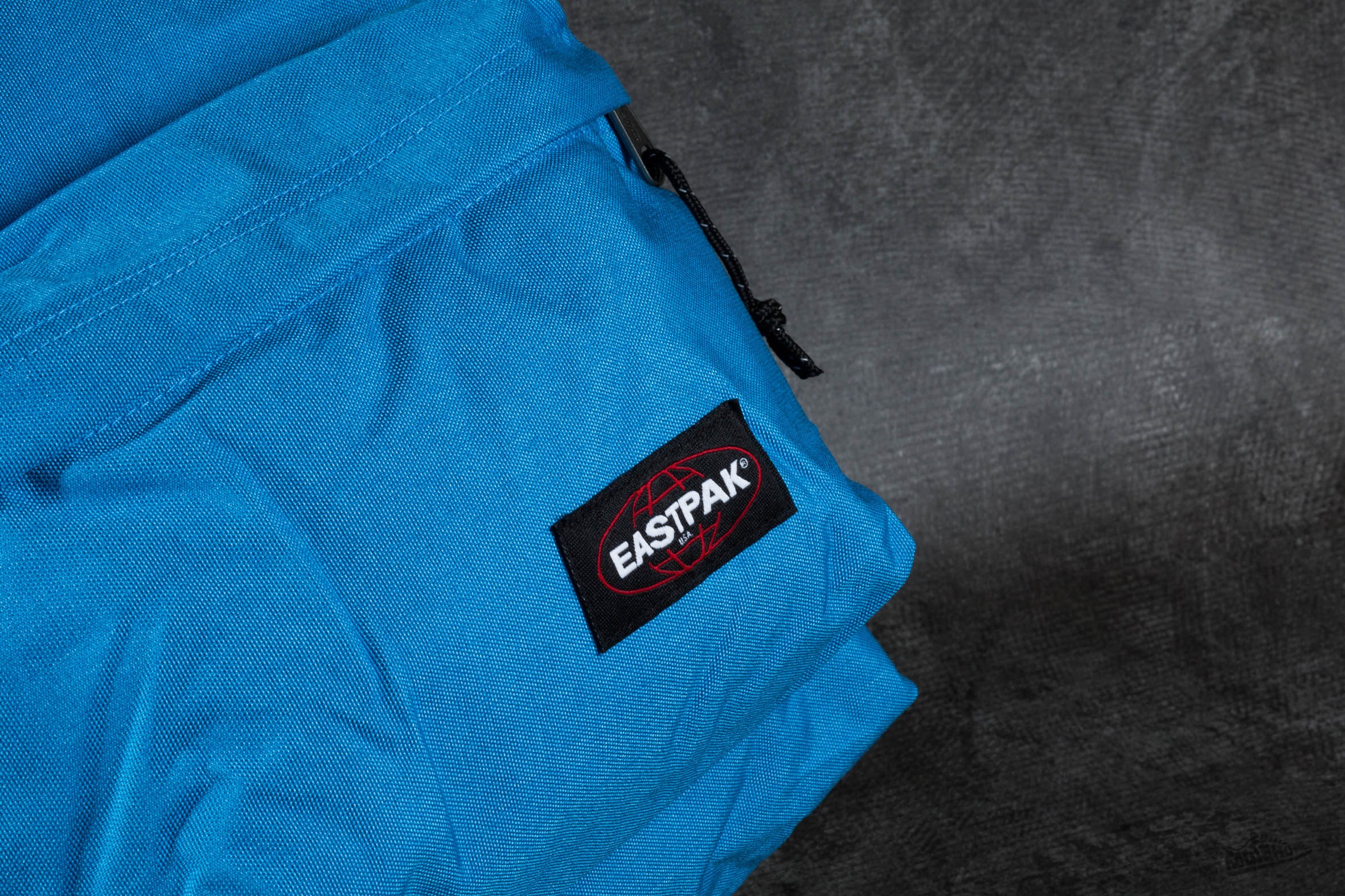 Dodatki EASTPAK Padded Pak'R Spring Break