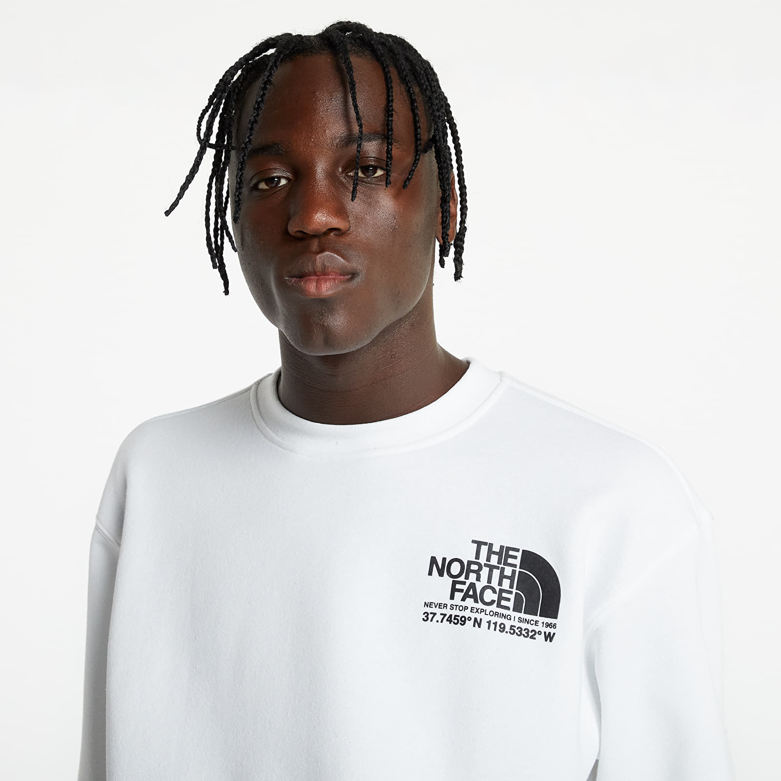 Hupparit ja collegepaidat The North Face Coordinates Crew White