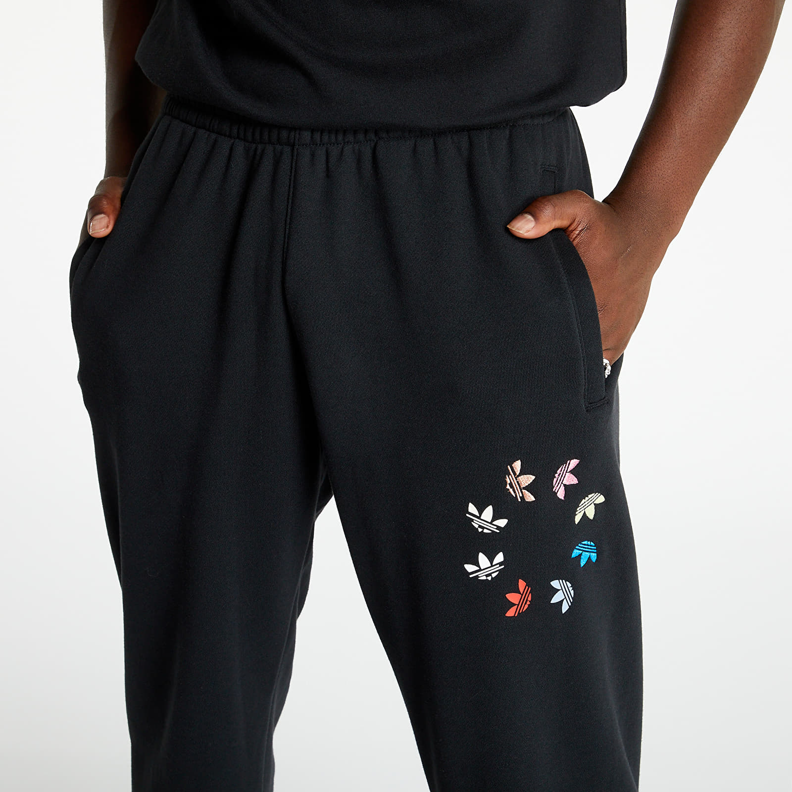 Pants and jeans adidas St Sweat Pants Black Multicolor Footshop