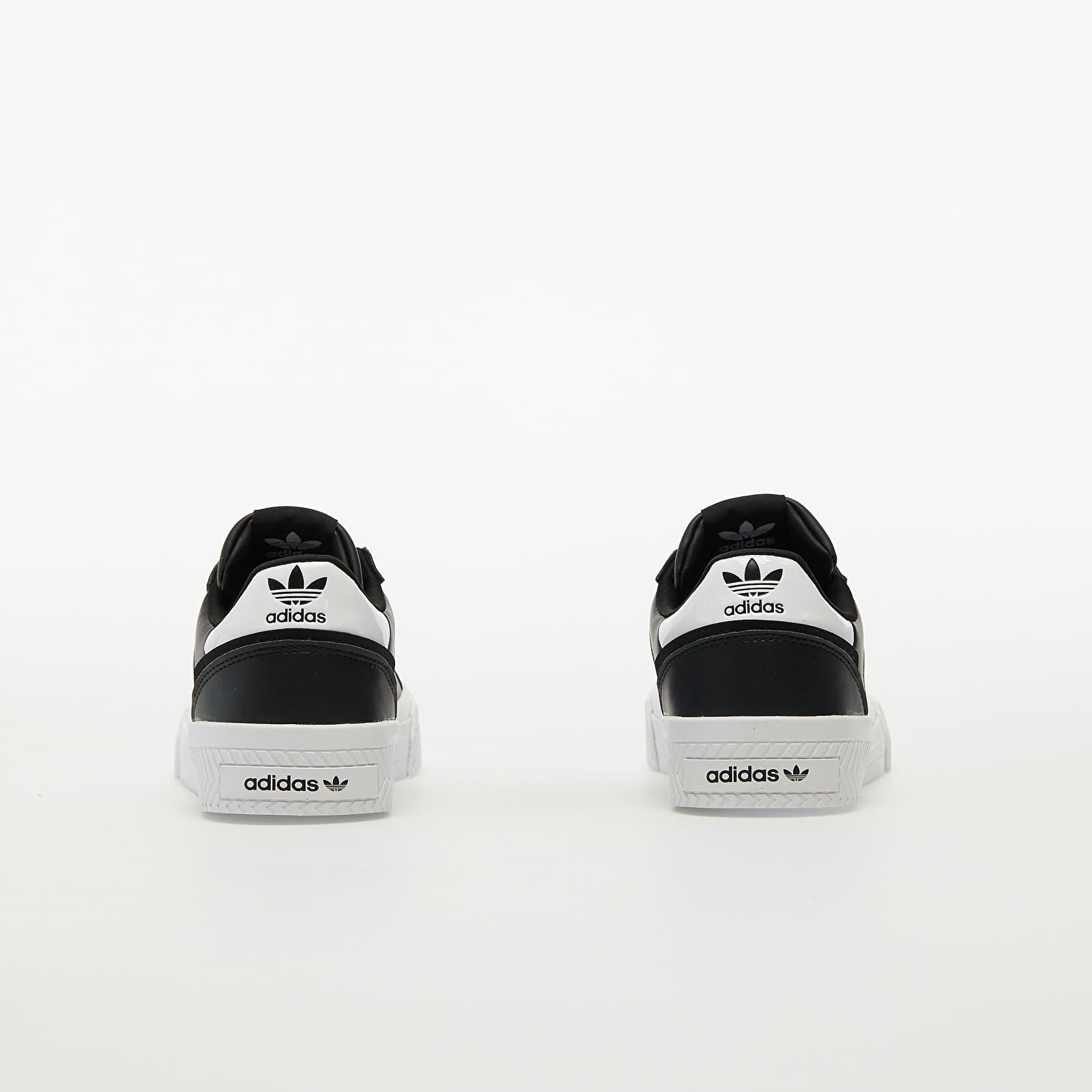 Damesko adidas Court Tourino W Core Black/ Core Black/ Ftw White