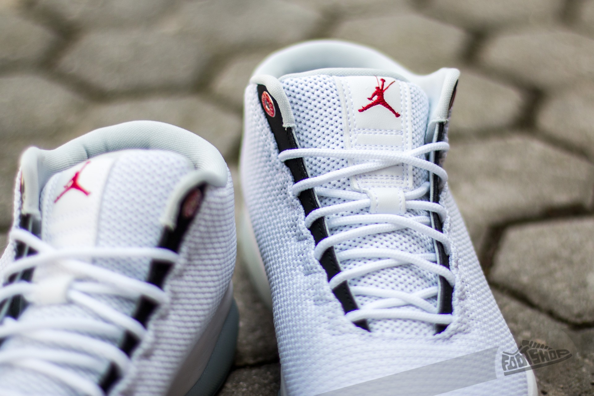 Jordan Horizon Low White/ Gym Red- Pure Platinum- Black | Footshop
