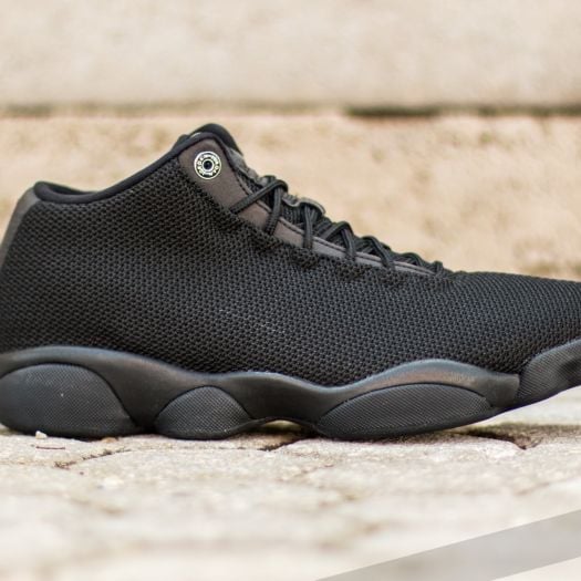 Jordan horizon top black low