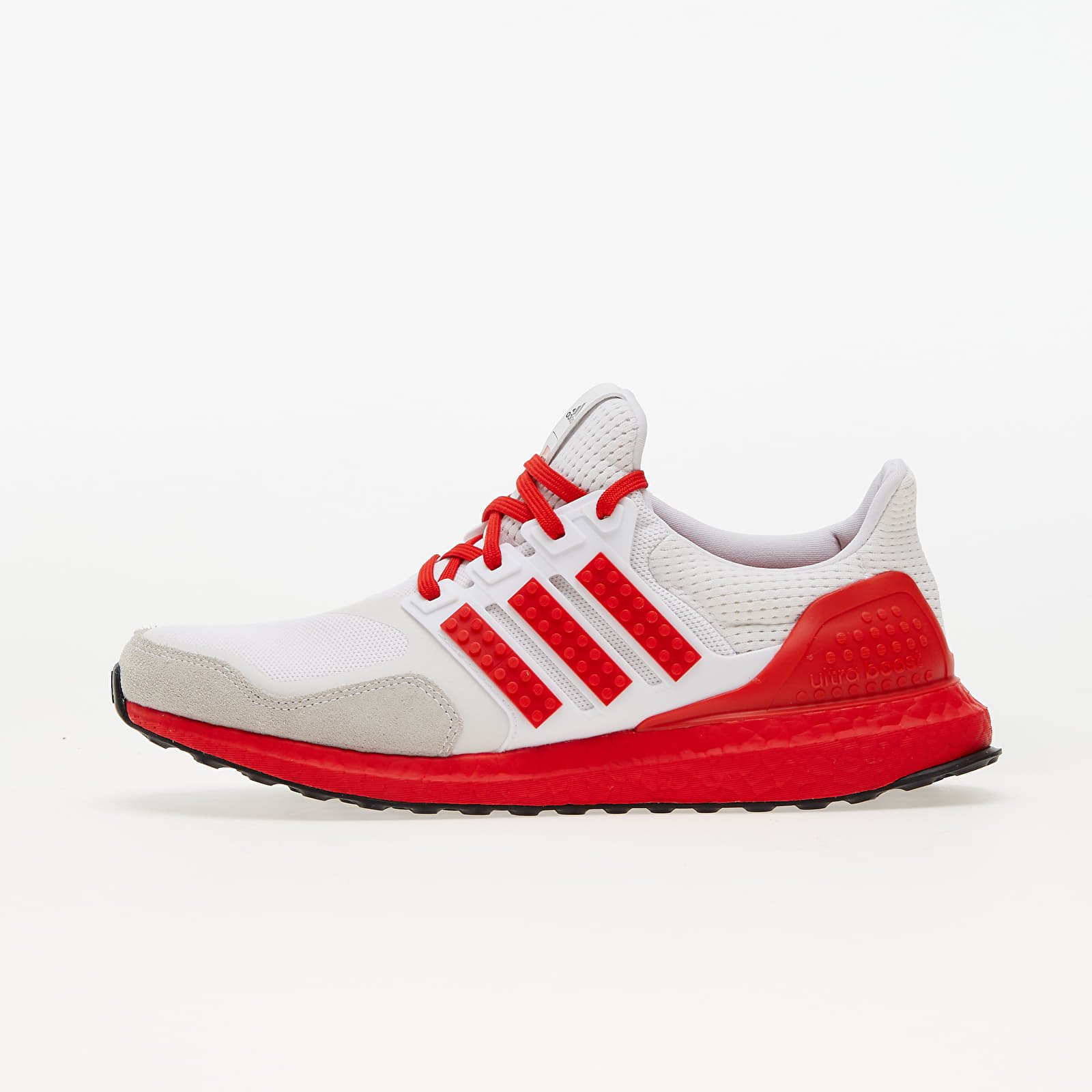 Men's shoes adidas UltraBOOST DNA x LEGO® Ftw White/ Red/ Shock Blue