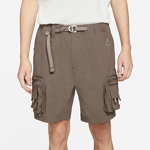 nike acg nrg cargo short