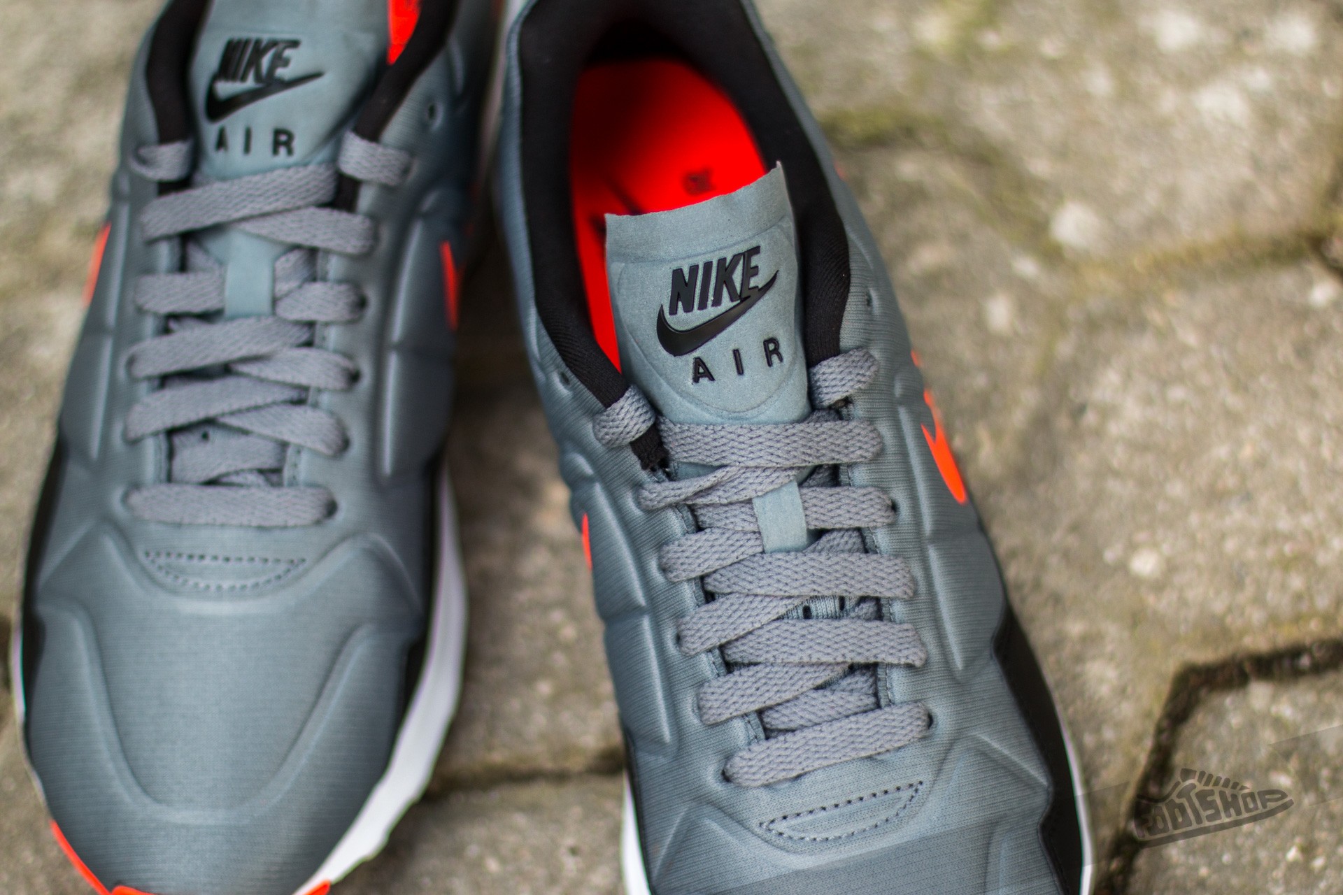 Herenschoenen Nike Air Zoom Pegasus 92 Cool Grey/ Bright Crimson- Black
