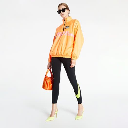 Black and store orange nike outfit