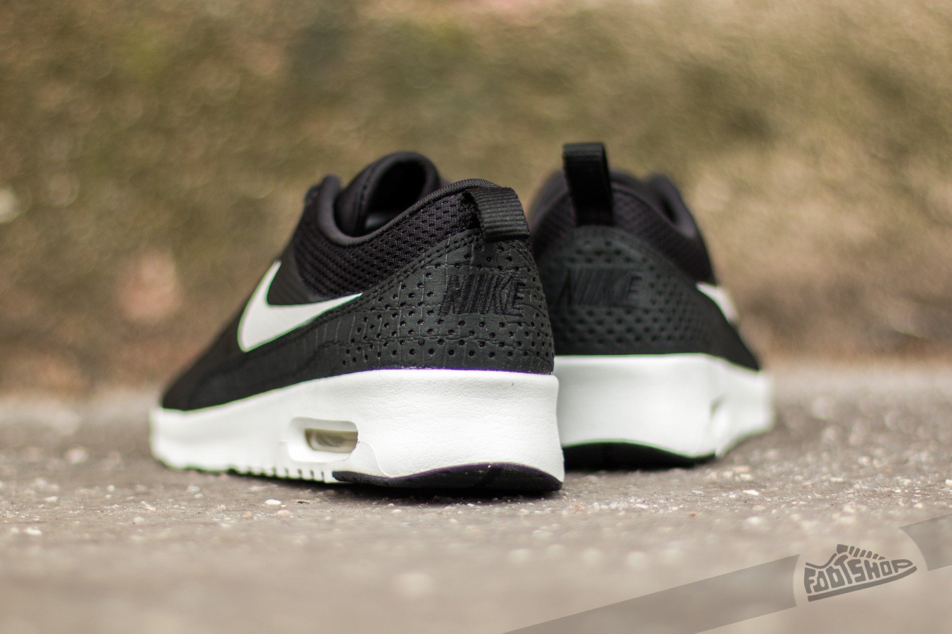 Ženske tenisice Nike Wmns Air Max Thea Black/ Summit White