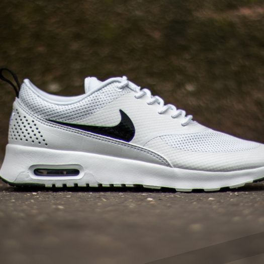 Air max thea white and black best sale