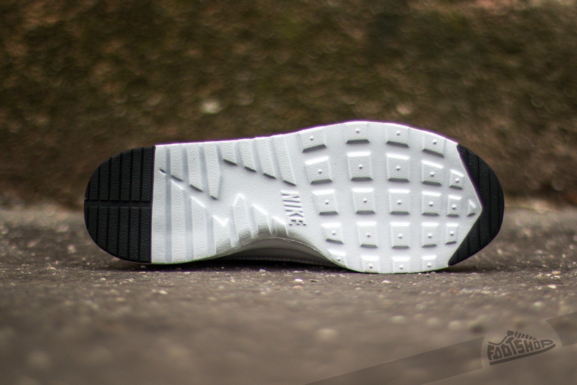 Buty damskie Nike Wmns Air Max Thea White/ Black