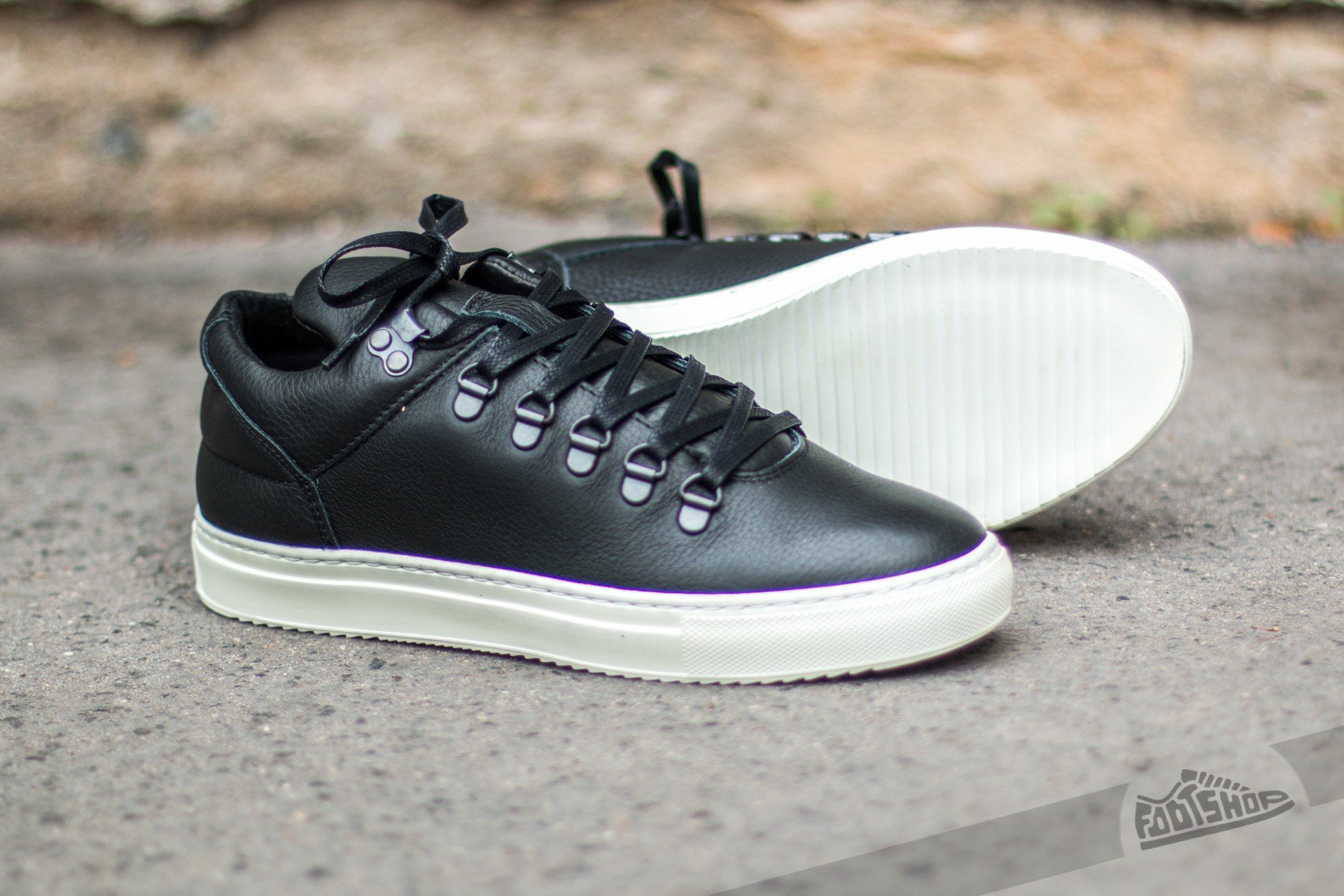 Filling pieces mountain cut hotsell black