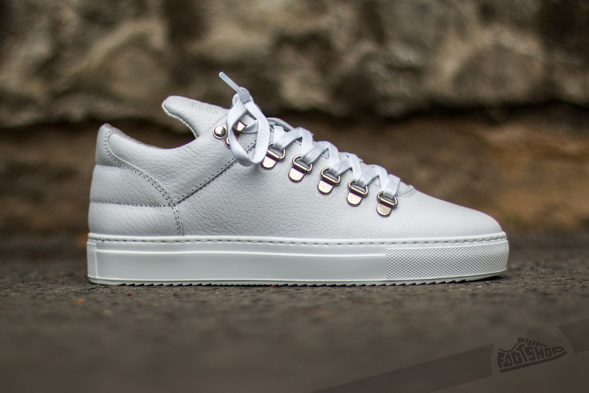 Filling pieces hotsell mountain cut black