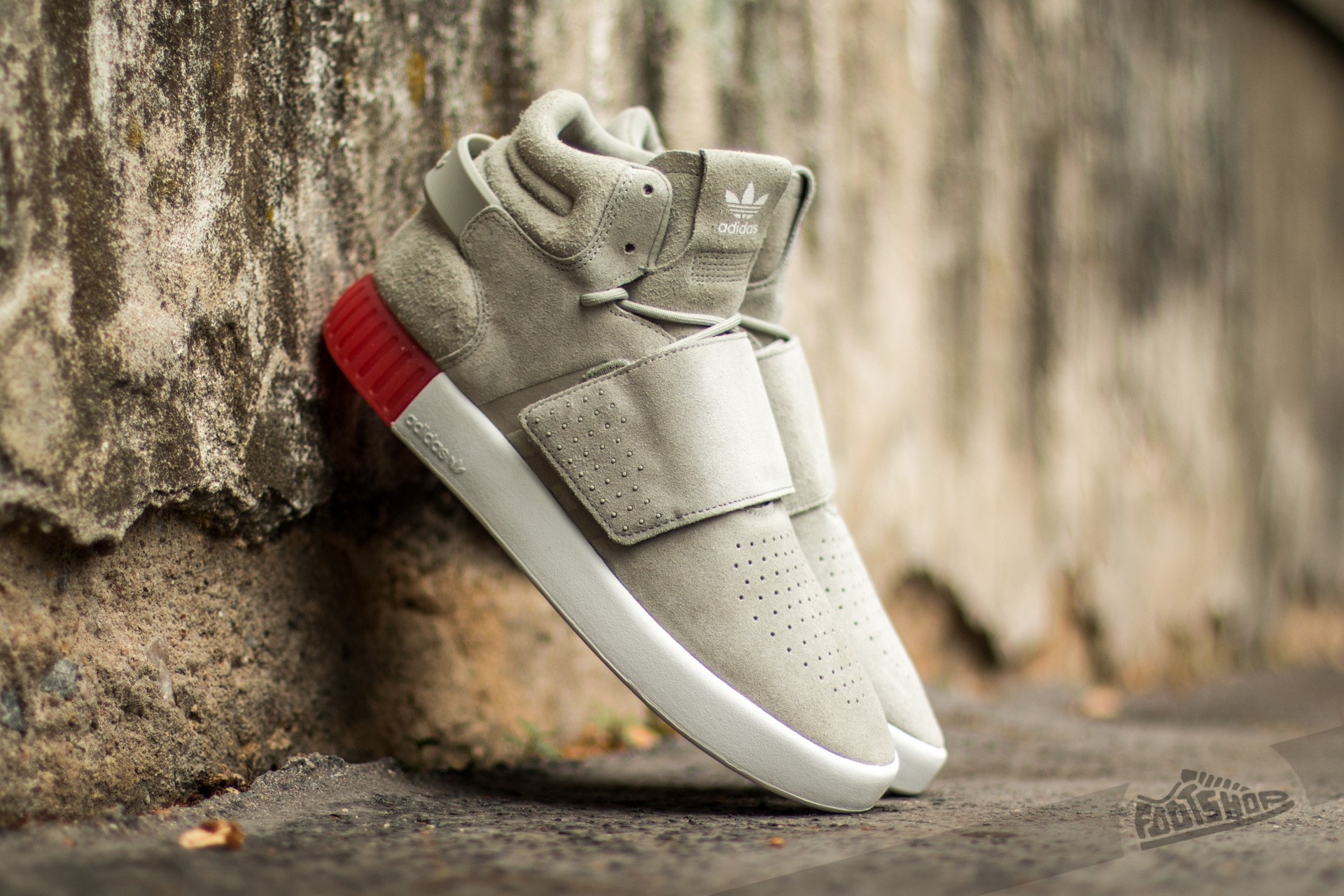 Adidas tubular grey red hot sale