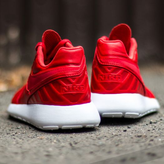 Red and gold roshes deals
