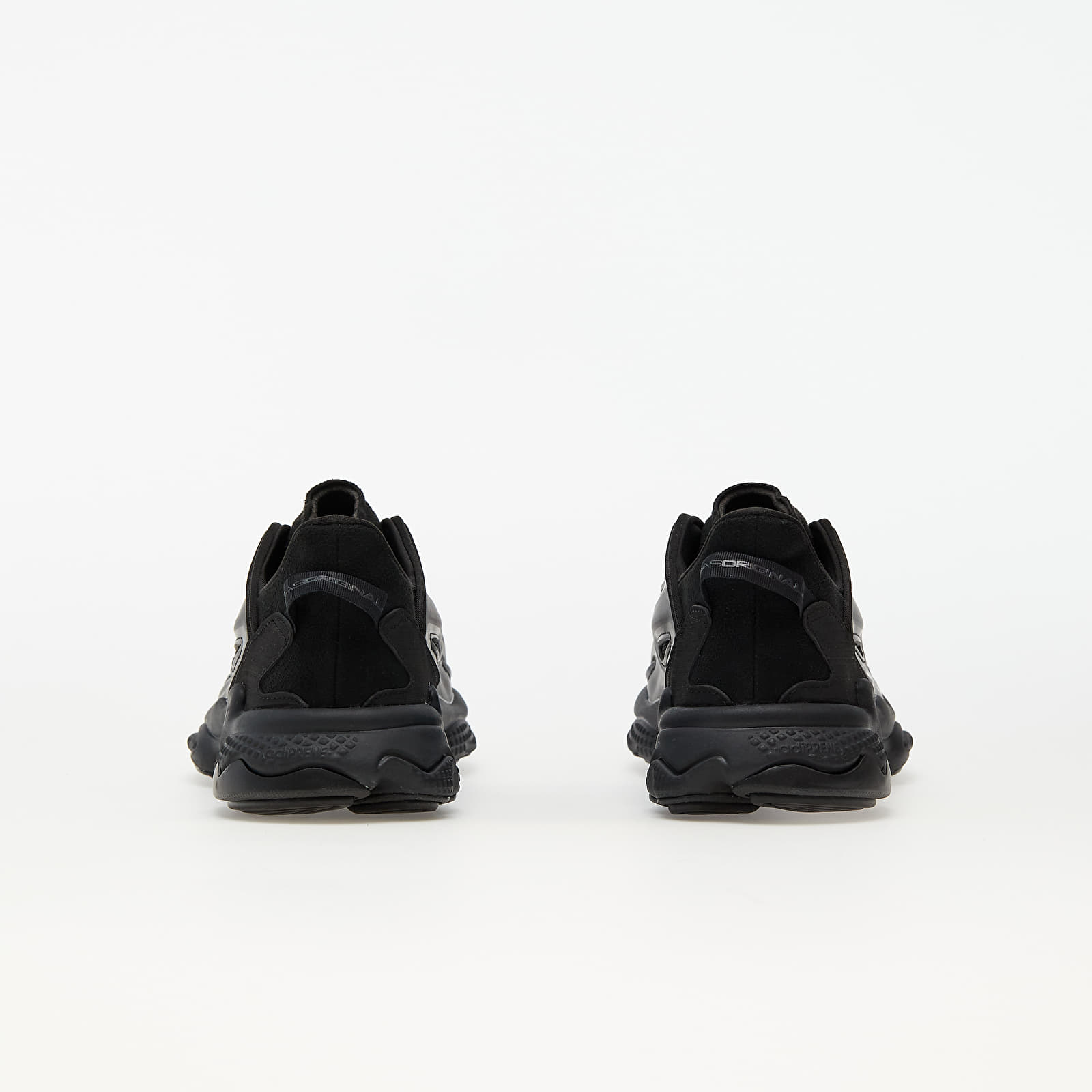 Vyriška avalynė adidas Ozweego Celox Core Black/ Core Black/ Grey Five