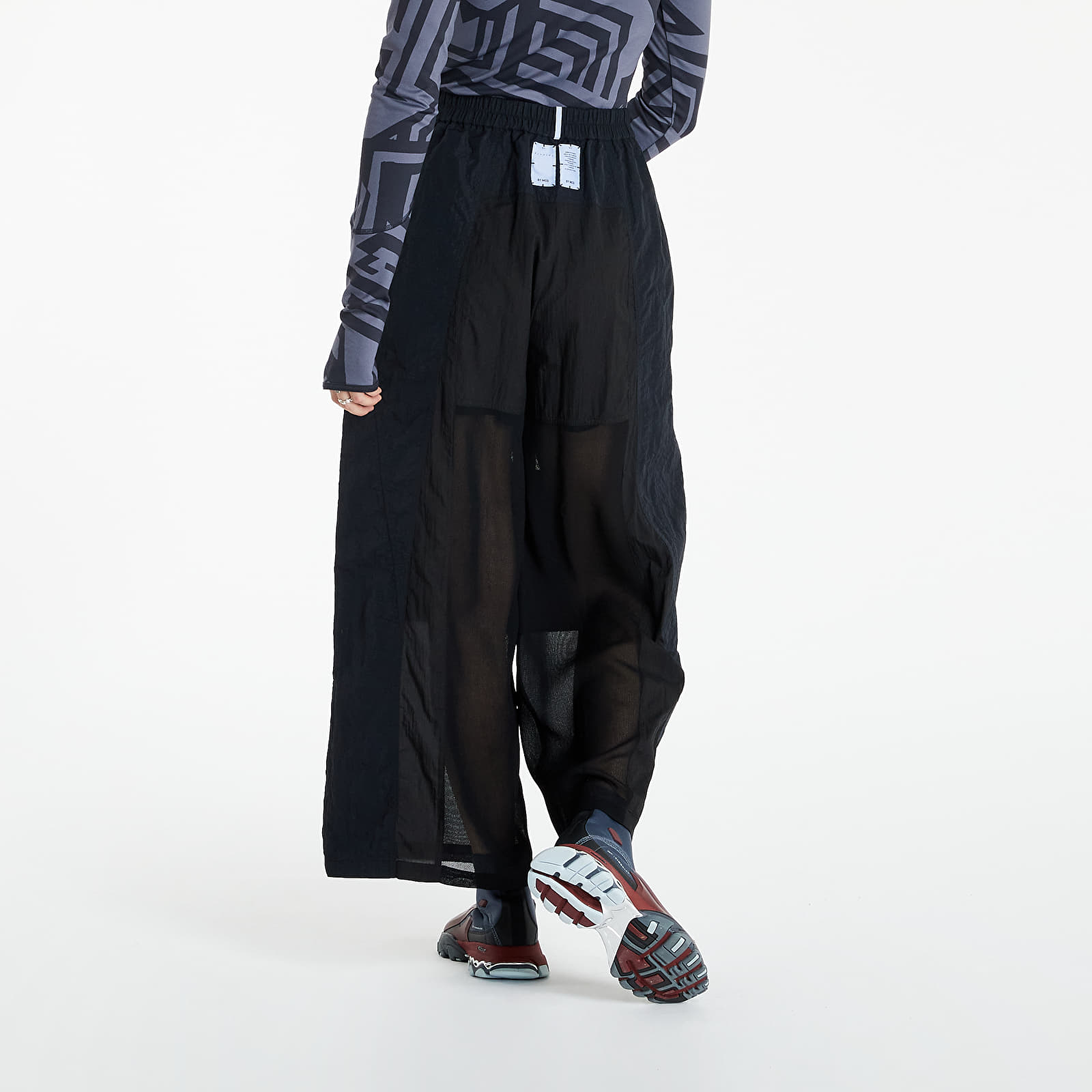 Jeans e pantaloni McQ Br7 Vented Trackpant Darkest Black