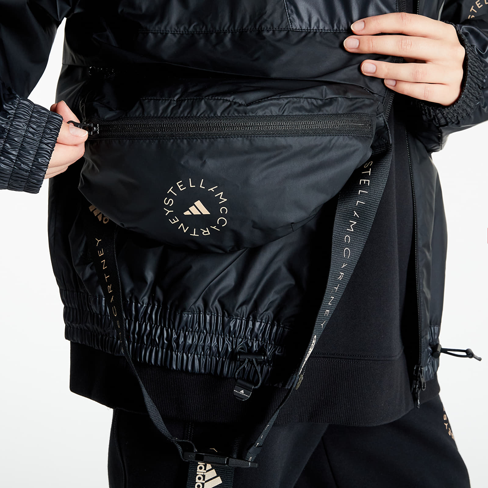 Adidas stella hotsell mccartney windbreaker