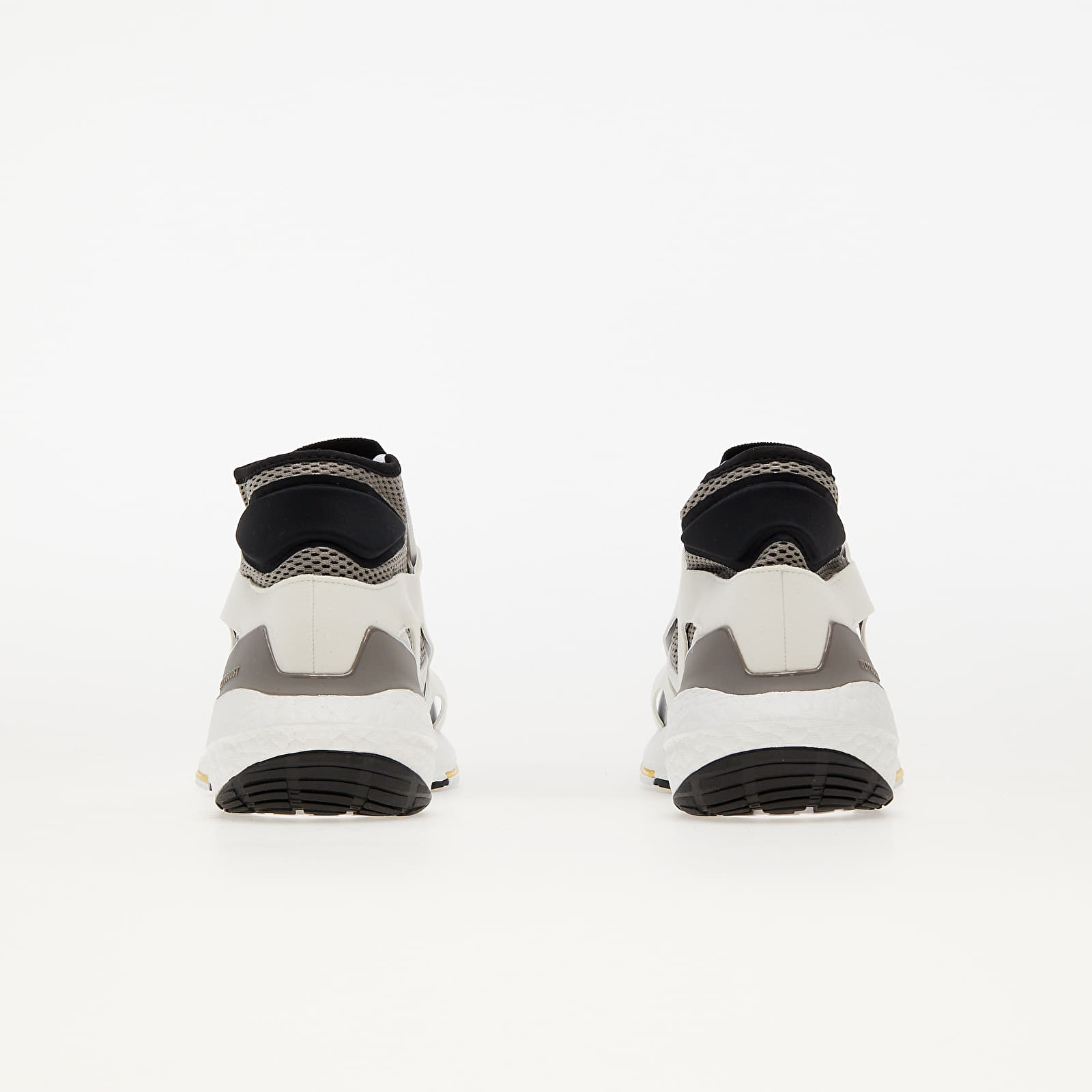 Női cipők adidas x Stella McCartney UltraBOOST 21 Ftw White/ Silver Metallic/ Eqt Yellow