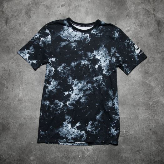 T Shirts and shirts Nike Galaxy Tee Black Footshop