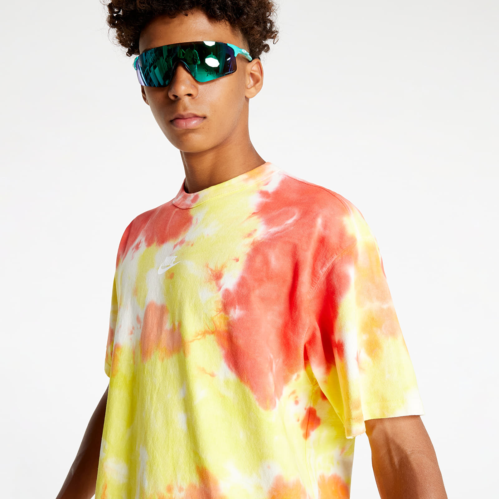 T-Shirts Nike Sportswear Premium Essentials Men's Tie-Dye T-Shirt White/ Yellow Strike/ Total Orange/ White