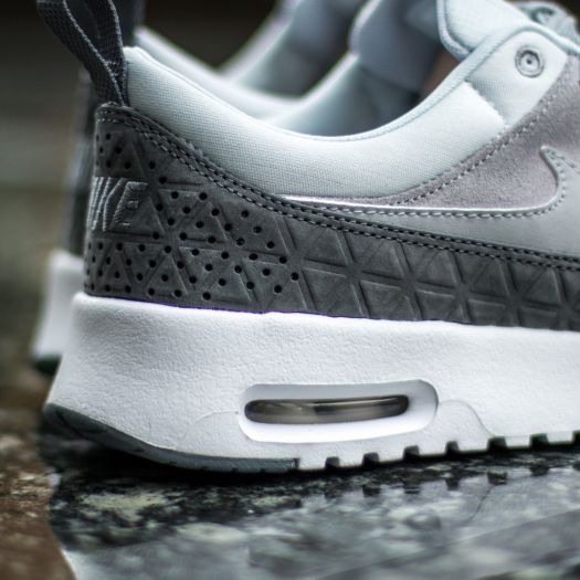 Women s shoes Nike W Air Max Thea Premium Leather Matte Silver