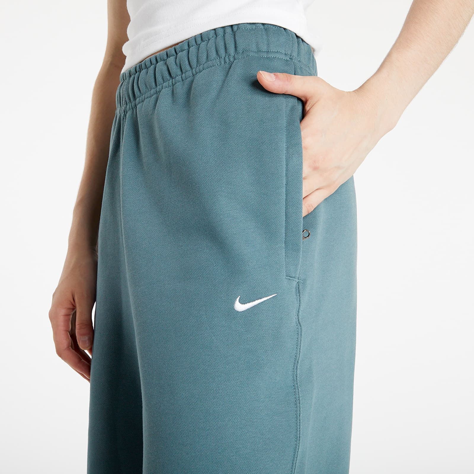 Pants and jeans NikeLab Women s NRG Solo Swoosh Fleece Pant Hasta White Footshop