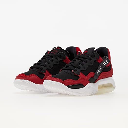Chaussures et baskets femme Jordan MA2 Gym Red Black White Footshop
